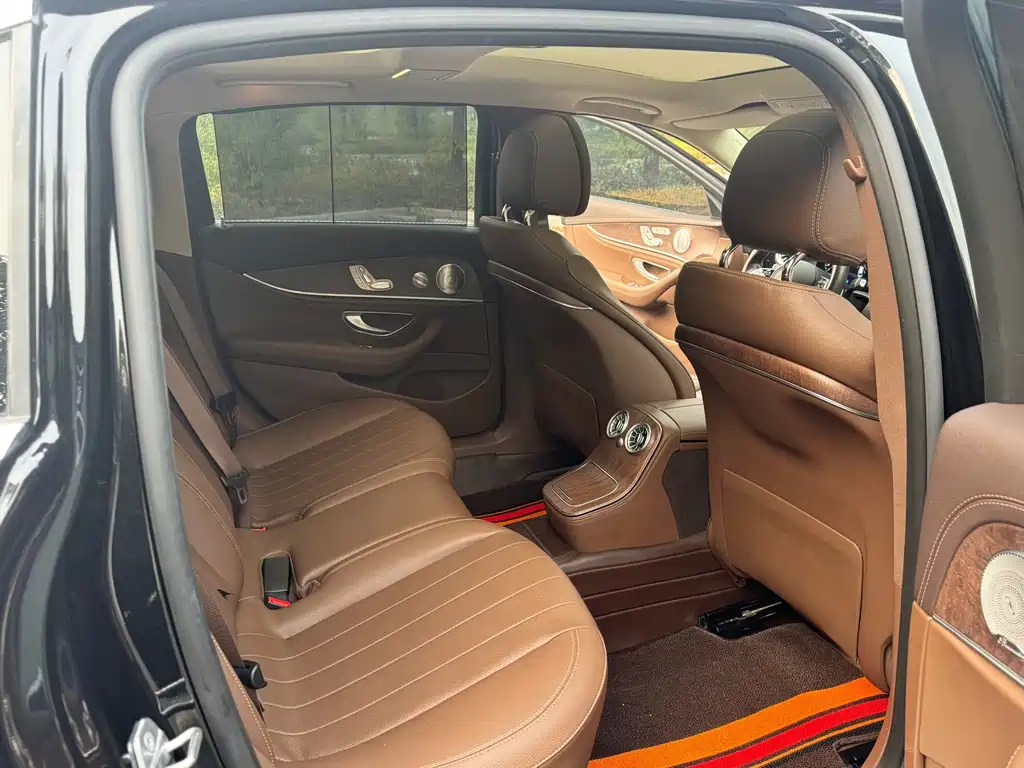 Mercedes-Benz E-Class 2021 E 300 L Luxury Model купить на сайте DeffCars