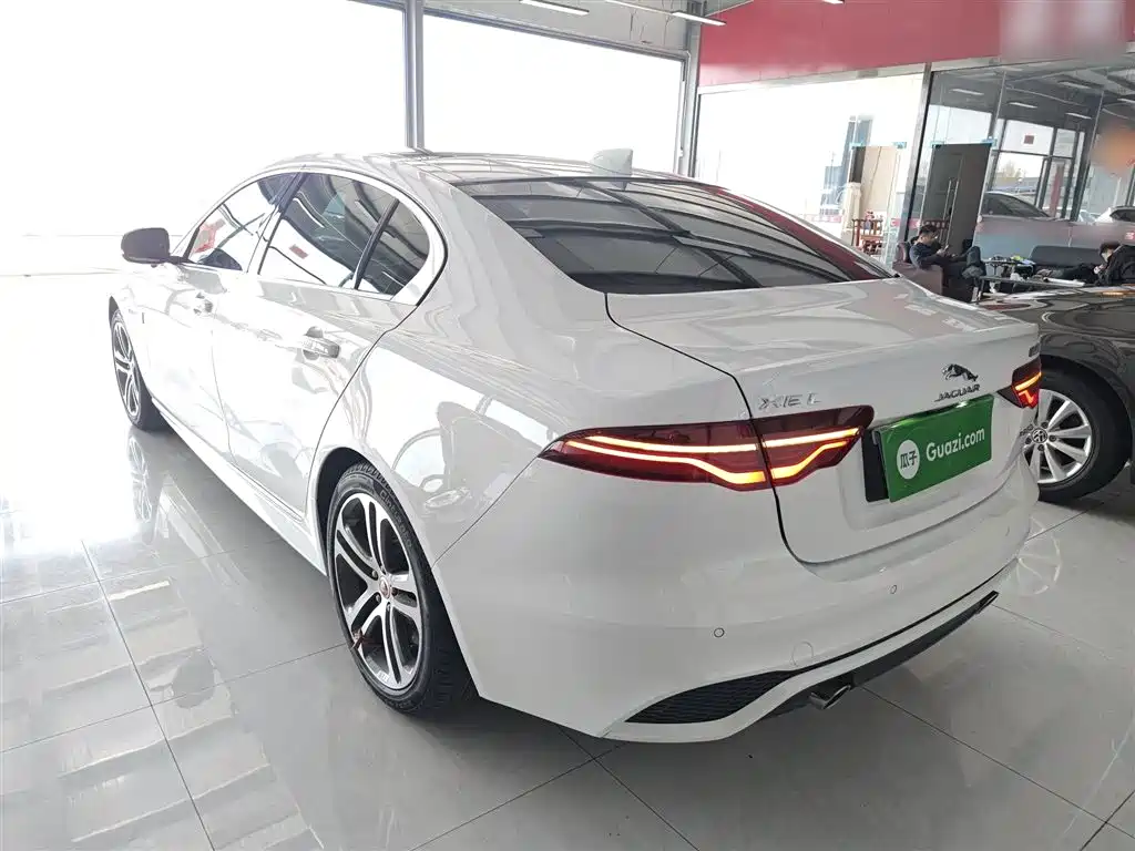 Jaguar XEL 2021 2.0T 250PS R-DYNAMIC S Advanced Sports Edition купить на сайте DeffCars