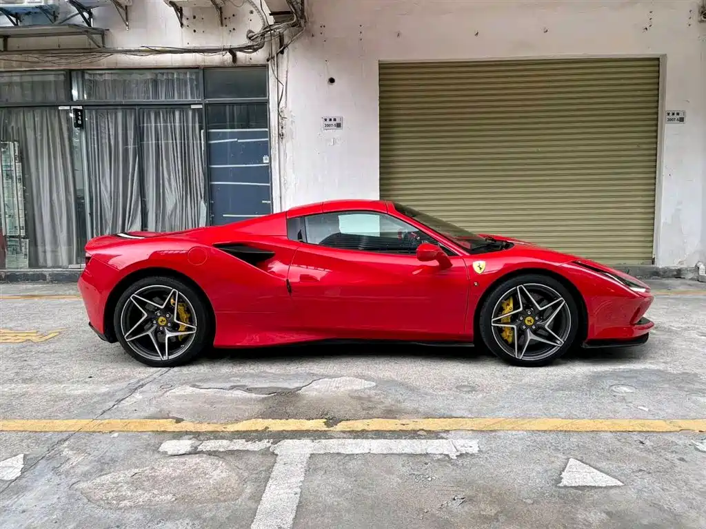 Ferrari F8 2020 Spider 3.9T V8 купить на сайте DeffCars