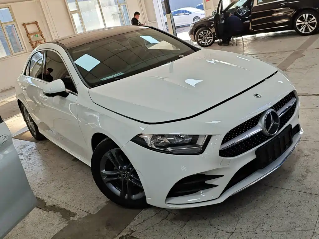 Mercedes-Benz A-Class 2022 facelift A 180 L sports sedan купить на сайте DeffCars