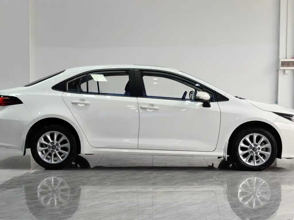 Corolla 2021 1.2T S-CVT Elite PLUS Edition купить на сайте DeffCars