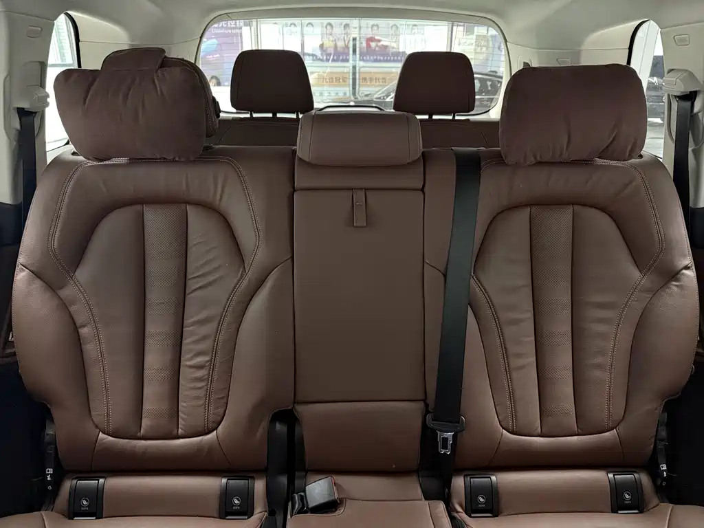 BMW X7 2021 facelift xDrive40i leading luxury package купить на сайте DeffCars