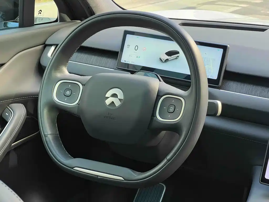 NIO ES8 2024 model 75kWh купить на сайте DeffCars