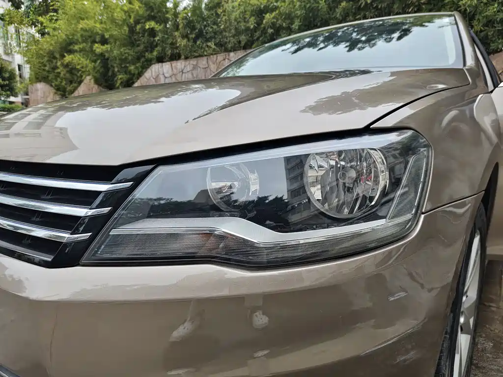 Bora 2013 1.4T automatic comfort model купить на сайте DeffCars