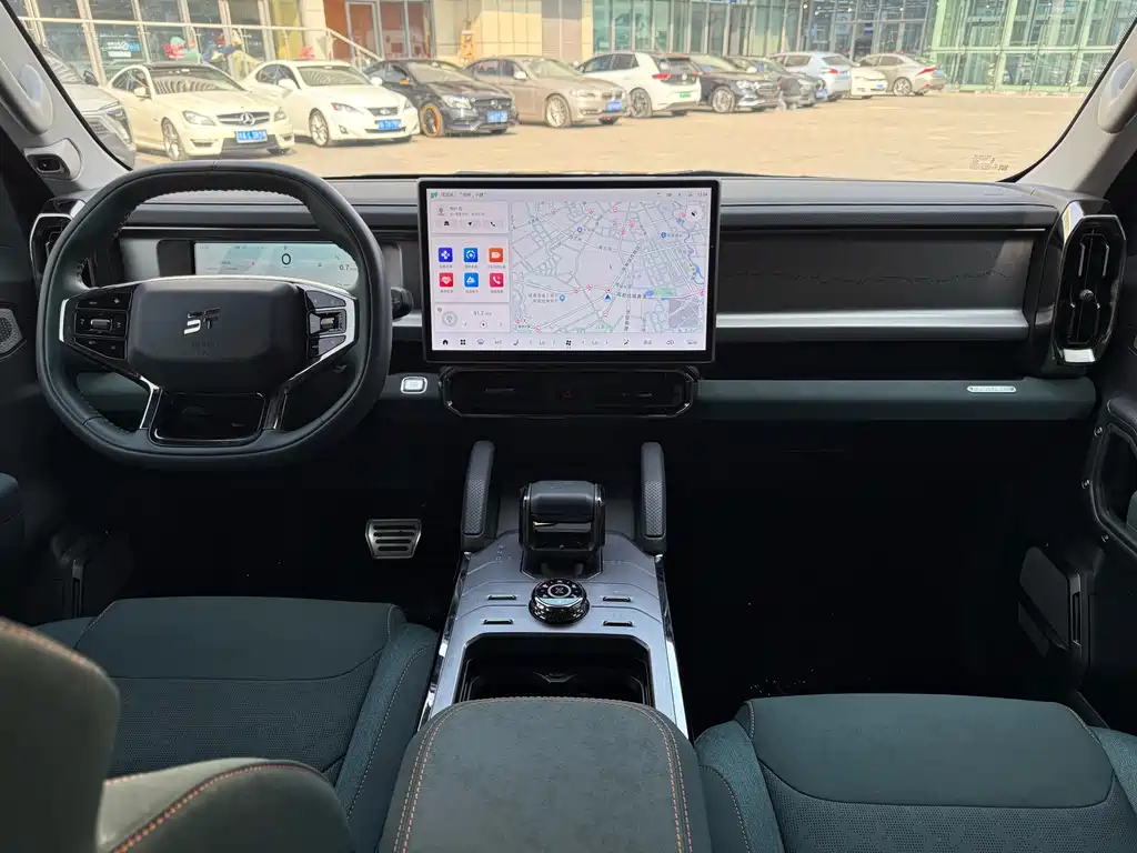 Jietu Traveler 2023 2.0T four-wheel drive crossover PRO купить на сайте DeffCars