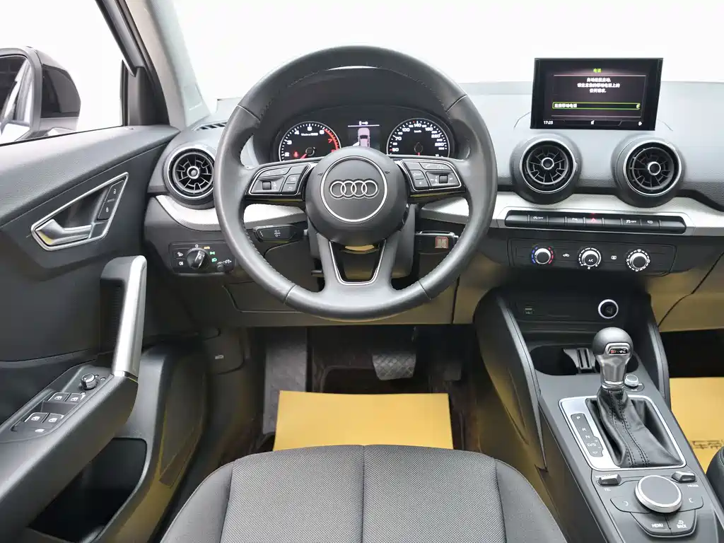 Audi Q2L 2021 35 TFSI aggressive and dynamic model купить на сайте DeffCars