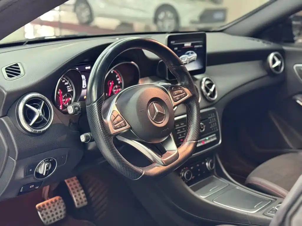 Mercedes-Benz CLA imported 2016 facelift CLA 220 4MATIC купить на сайте DeffCars