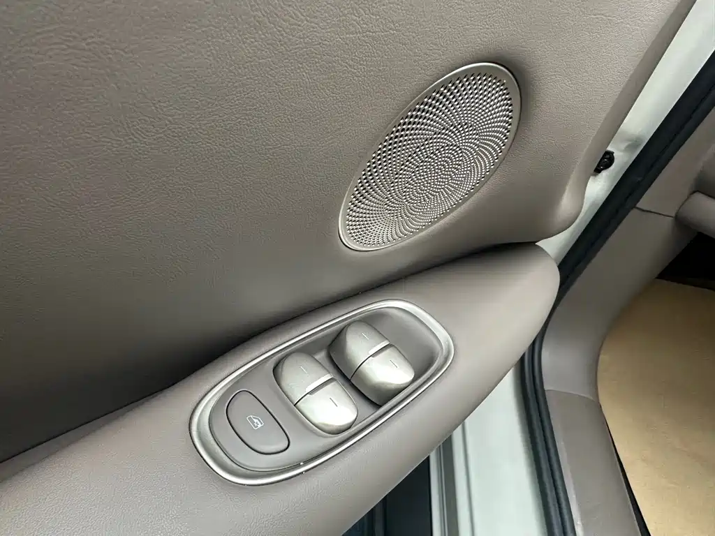 Zhiji L6 2025 Max+ купить на сайте DeffCars