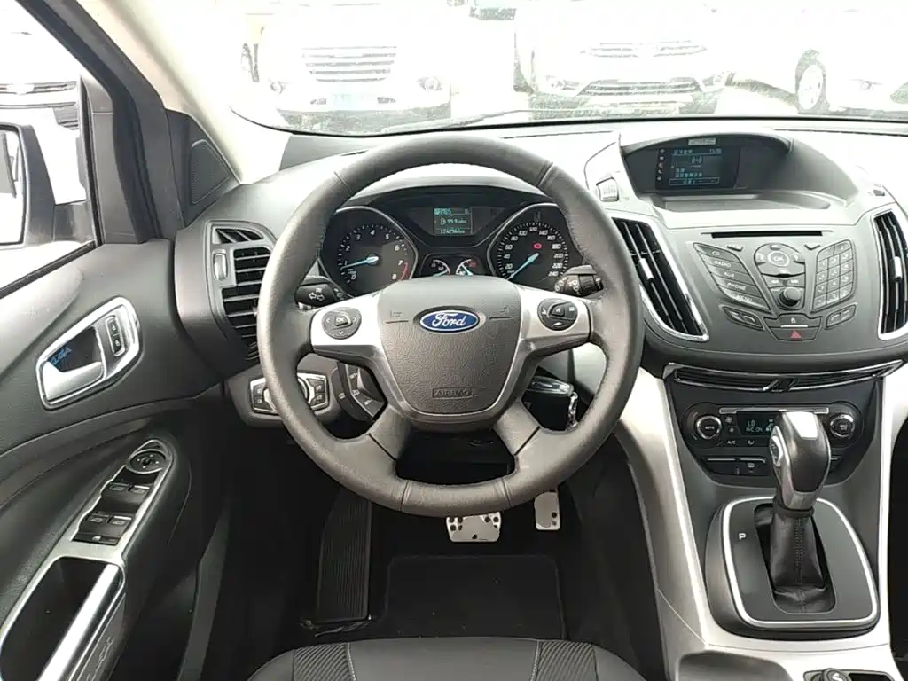 Escape 2015 1.5L GTDi two-wheel drive stylish model купить на сайте DeffCars