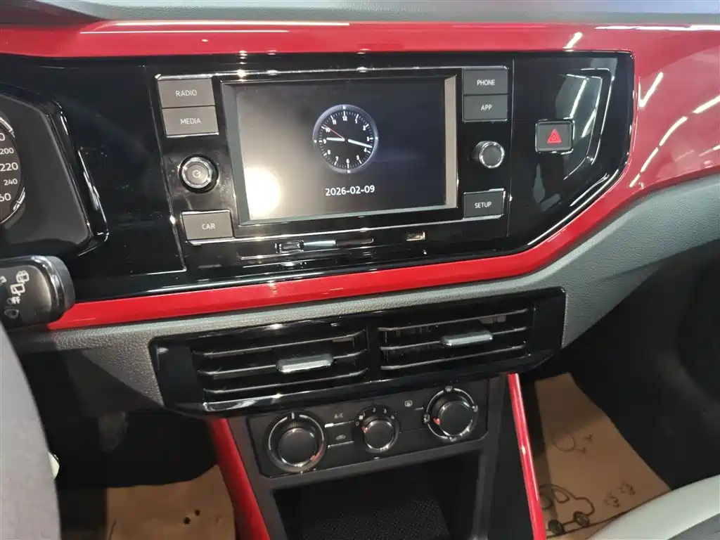 Polo 2019 Plus 1.5L Automatic Colorful Technology Edition купить на сайте DeffCars