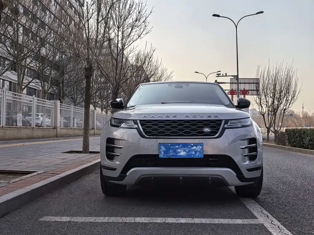 Range Rover Evoque 2022 Evoque L 249PS R-Dynamic Deluxe Edition купить на сайте DeffCars