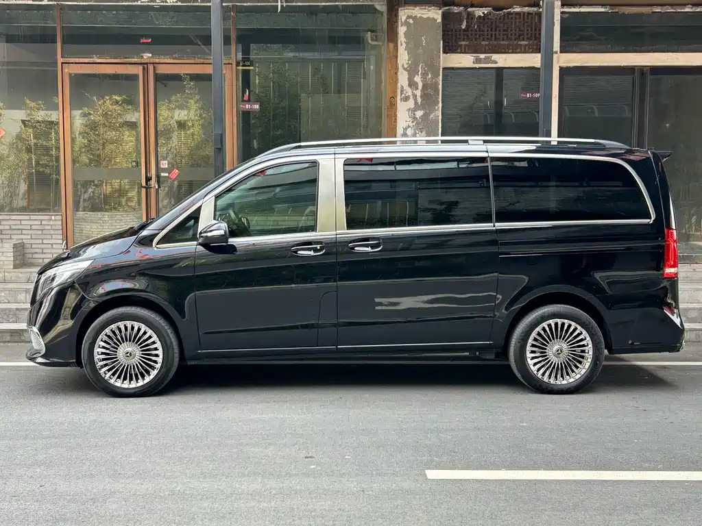 Mercedes-Benz V-Class 2021 V 260 Pilot Edition купить на сайте DeffCars