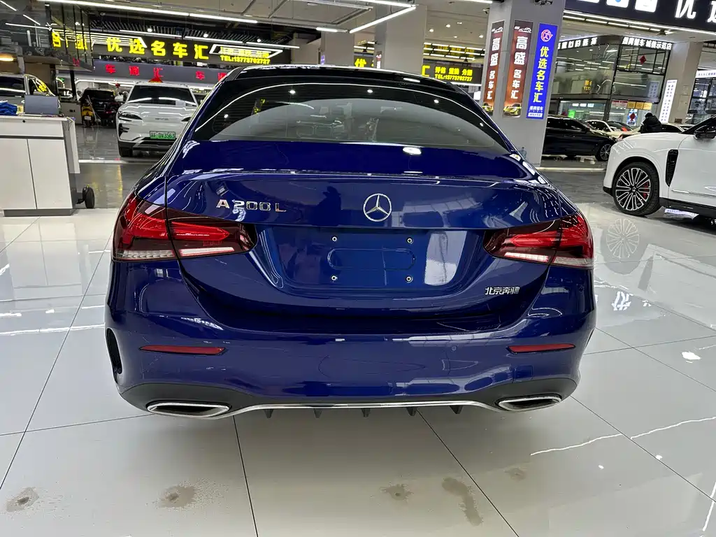 Mercedes-Benz A-Class 2020 Facelift A 200 L Sports Sedan Dynamic Type купить на сайте DeffCars