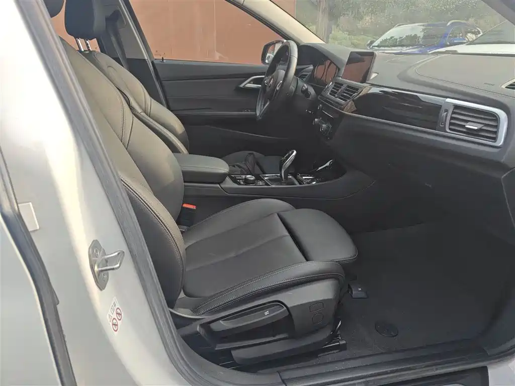 BMW 1 Series 2020 120i M Sports Package купить на сайте DeffCars