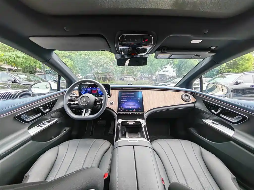 Mercedes-Benz EQE 2025 500 4MATIC Luxury Edition купить на сайте DeffCars
