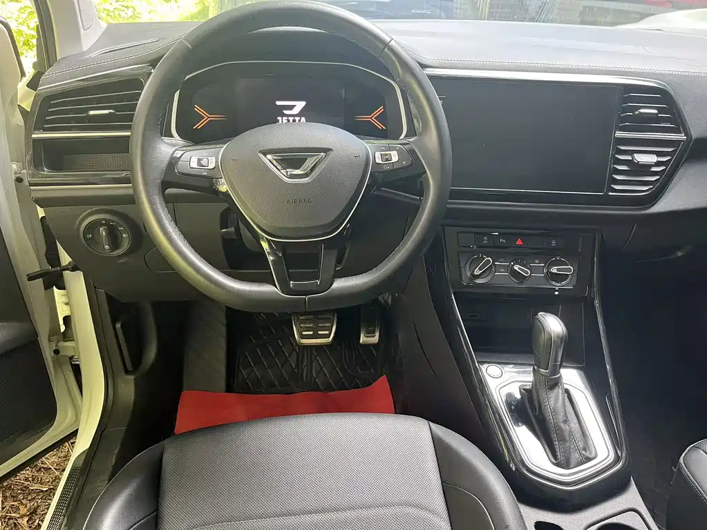 JETTA VS7 2022 Panda (Geome) Edition 1.4T Automatic Enjoy Pro купить на сайте DeffCars