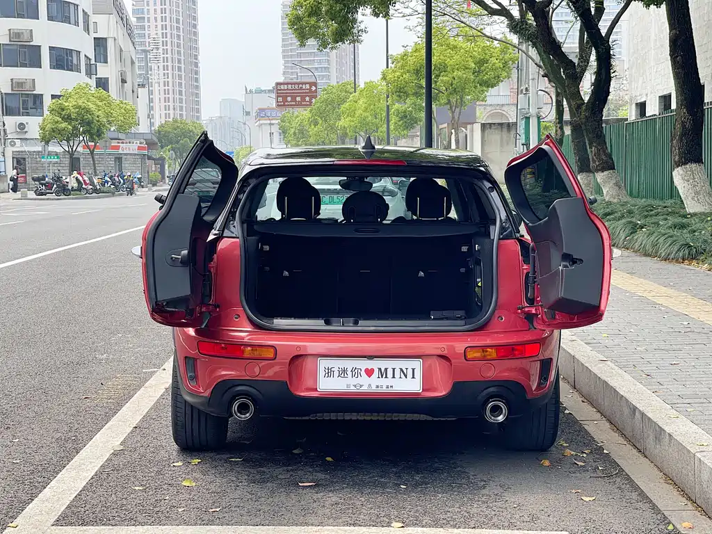 MINI CLUBMAN 2019 2.0T COOPER S купить на сайте DeffCars