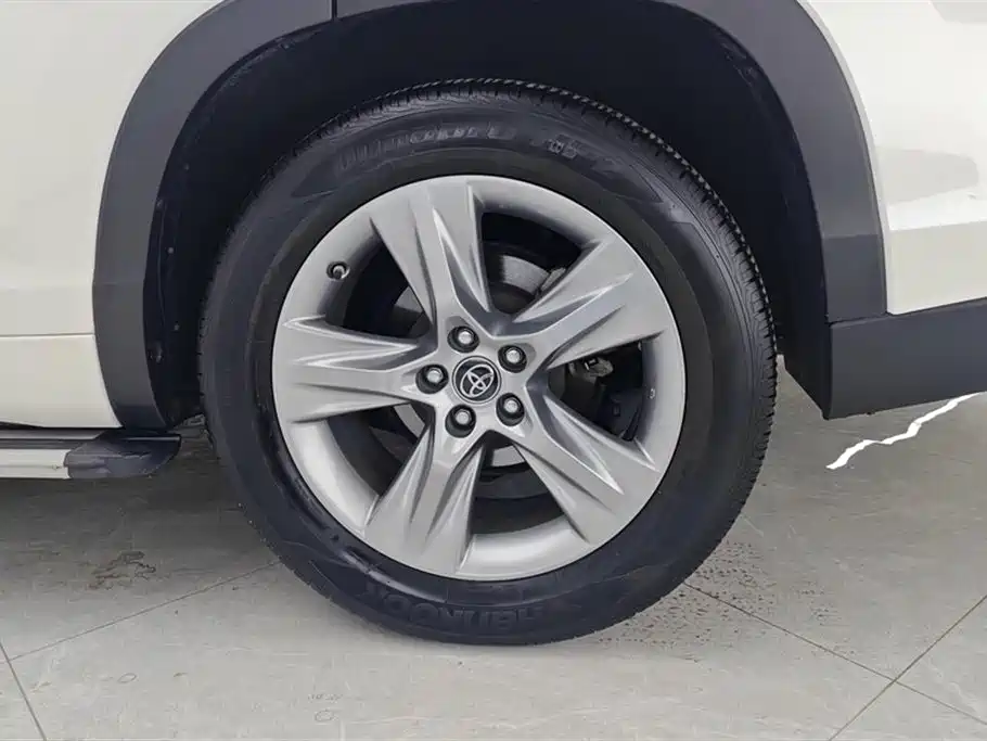 Highlander 2018 2.0T four-wheel drive luxury version, 7 seats, National VI купить на сайте DeffCars