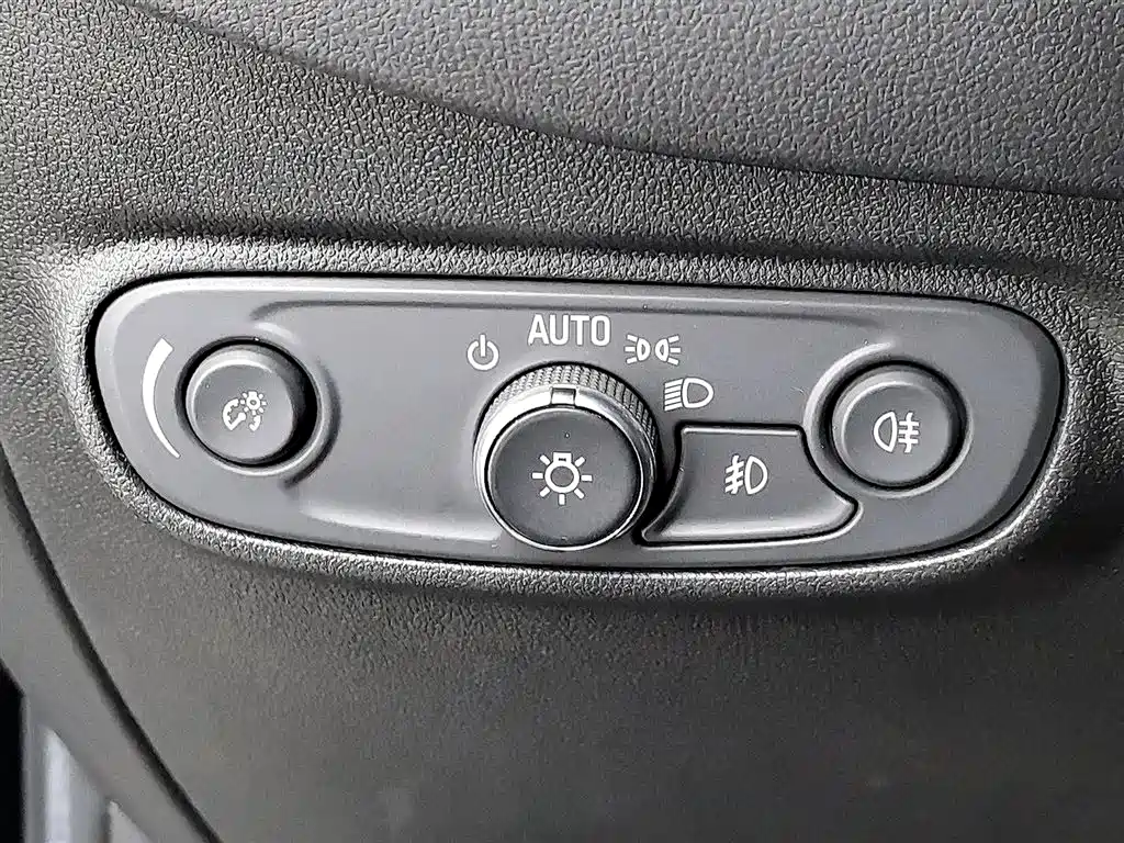 Explorer 2019 550T automatic four-wheel drive version купить на сайте DeffCars