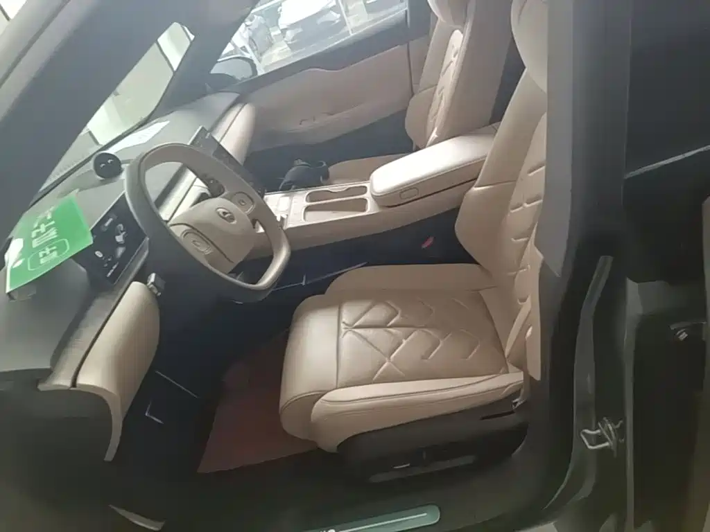 NIO ET7 2024 100kWh Executive Signature Edition купить на сайте DeffCars