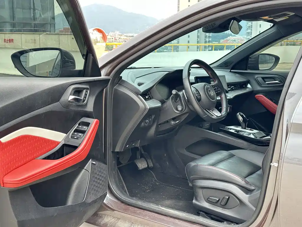 MG5 2021 300TGI DCT Green Luxury Flagship Edition купить на сайте DeffCars