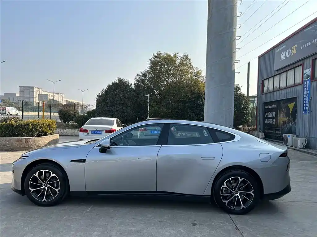 Xpeng P7 2022 model 480G+ купить на сайте DeffCars