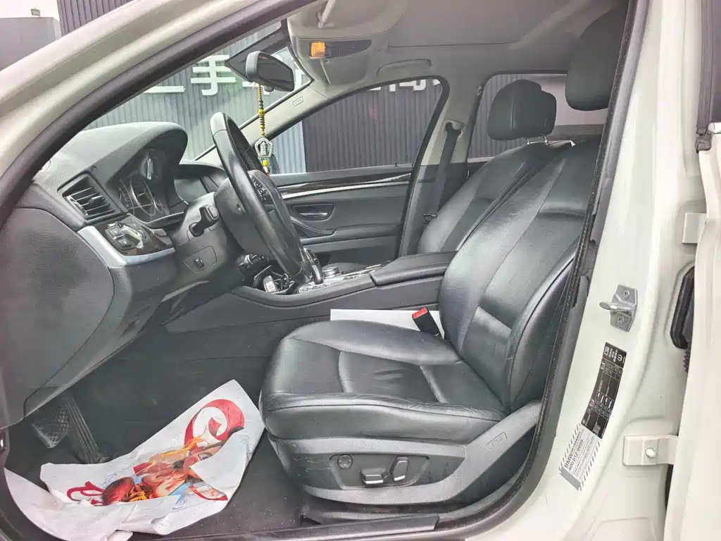 BMW 5 Series 2013 525Li Luxury Model купить на сайте DeffCars
