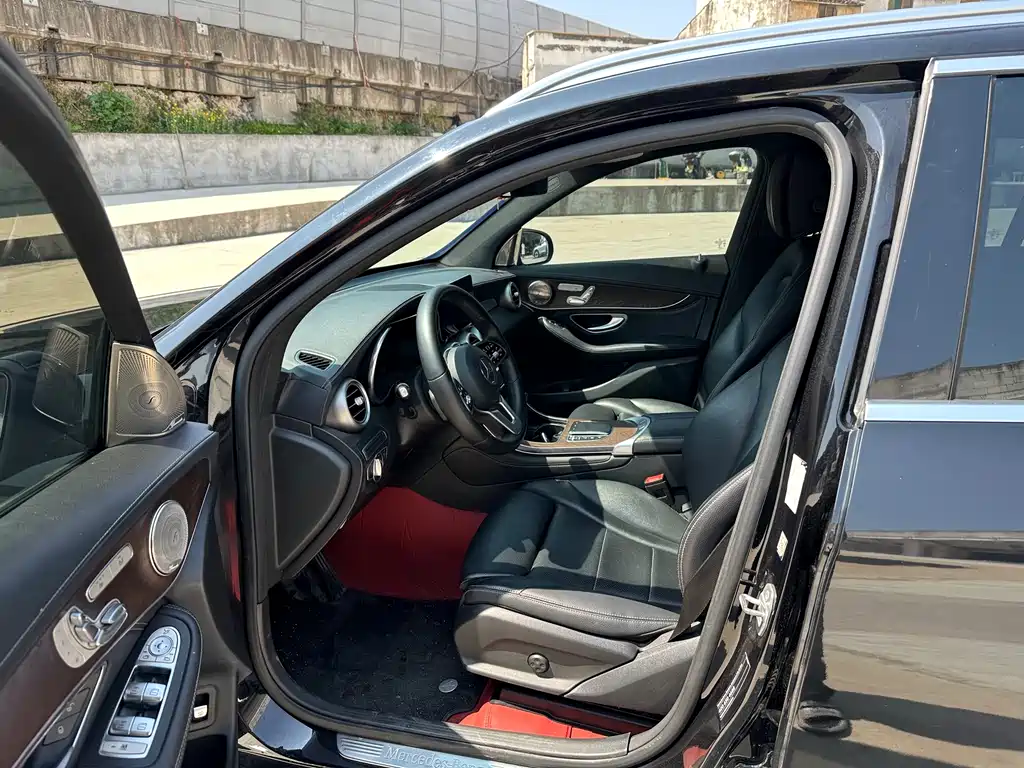 Mercedes-Benz GLC 2020 GLC 300 L 4MATIC Dynamic купить на сайте DeffCars