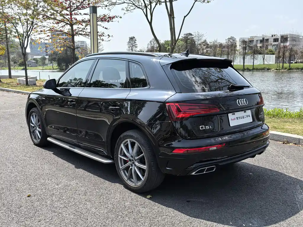 Audi Q5L 2022 facelift 45T premium dynamic model купить на сайте DeffCars