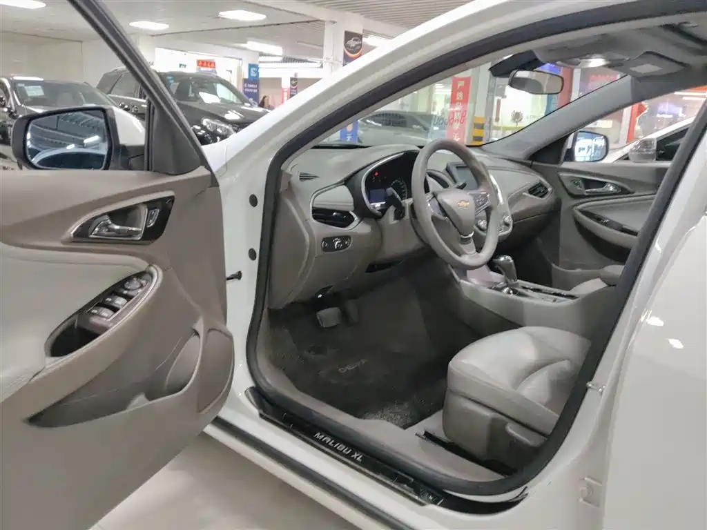 Malibu XL 2018 530T Automatic Ruixiang Edition купить на сайте DeffCars