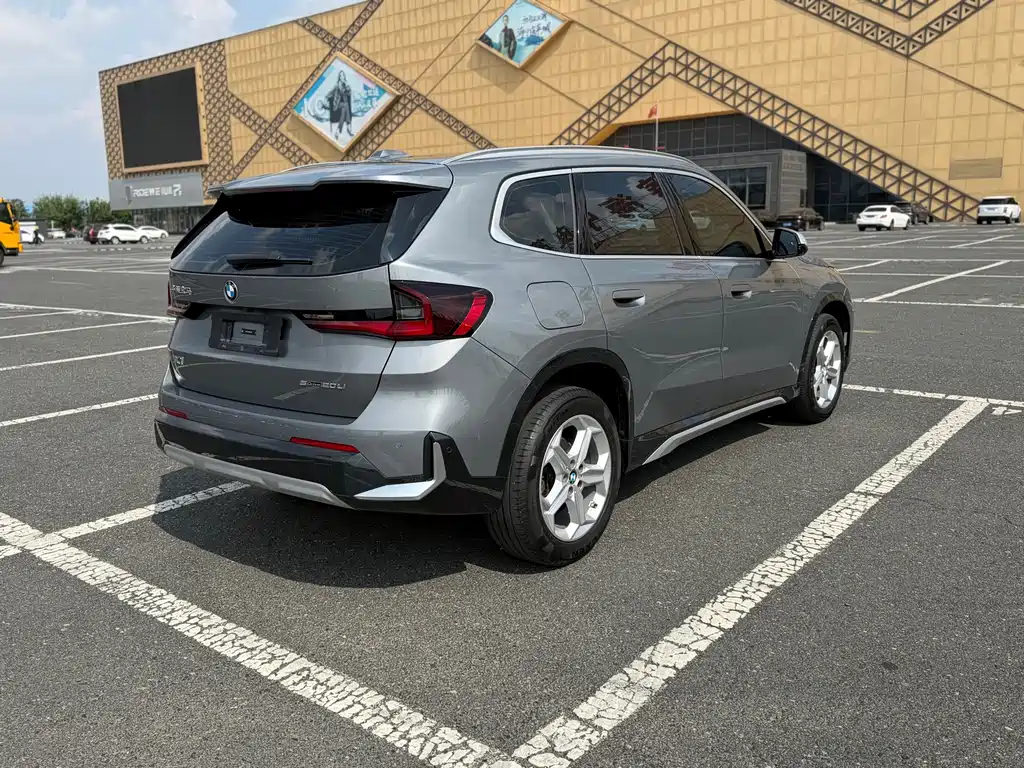 BMW X1 2023 sDrive20Li X Design Package купить на сайте DeffCars