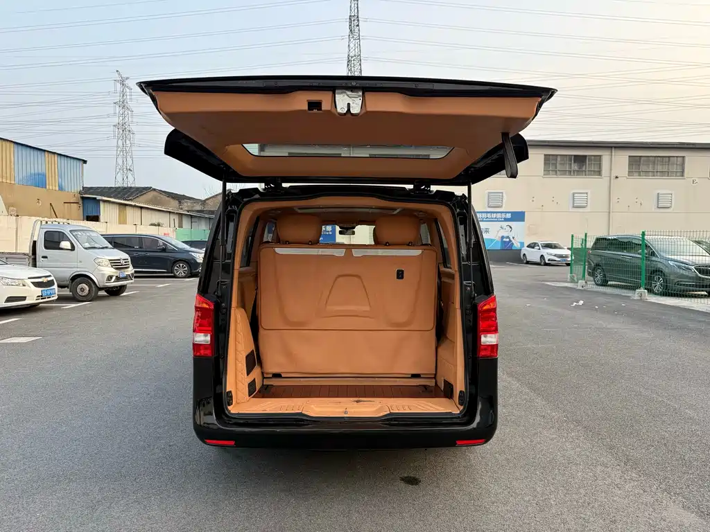 Vito 2021 2.0T Business Edition 7 seats купить на сайте DeffCars