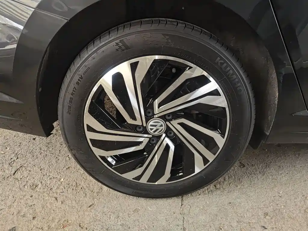 Sagitar 2022 280TSI DSG Flyover Edition купить на сайте DeffCars