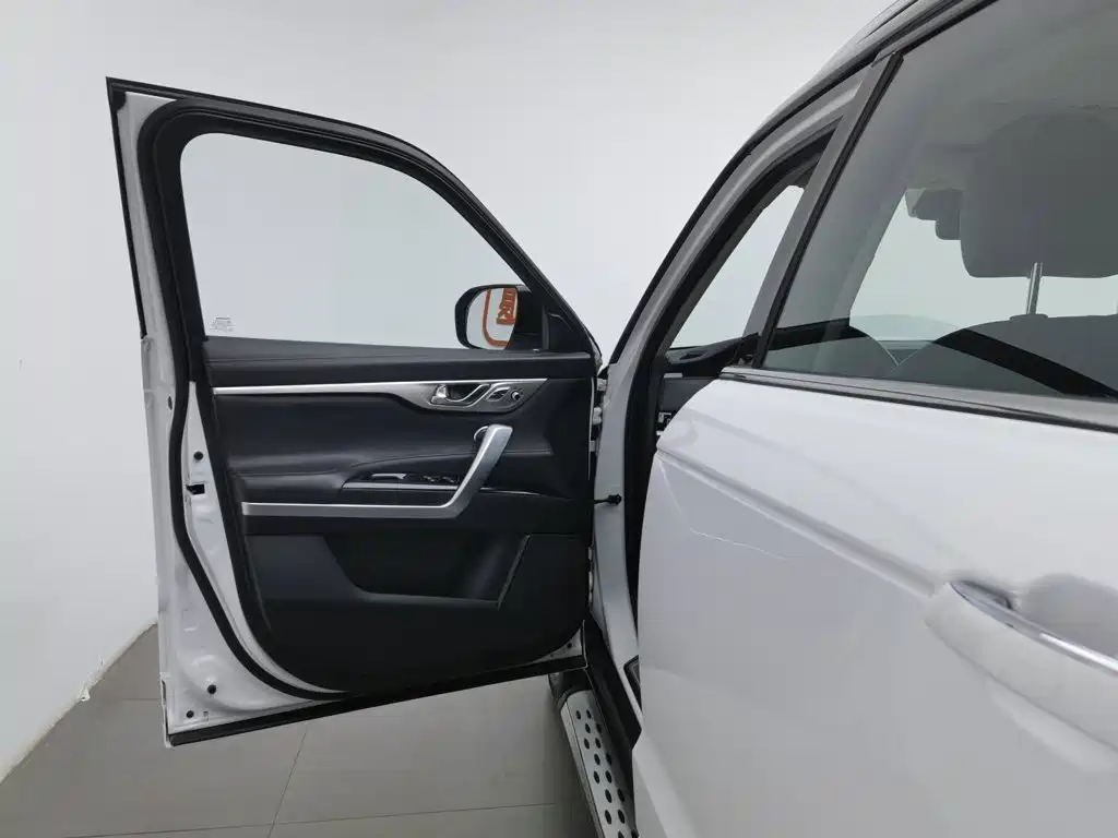 Changan CS95 2019 2.0T two-wheel drive luxury model купить на сайте DeffCars