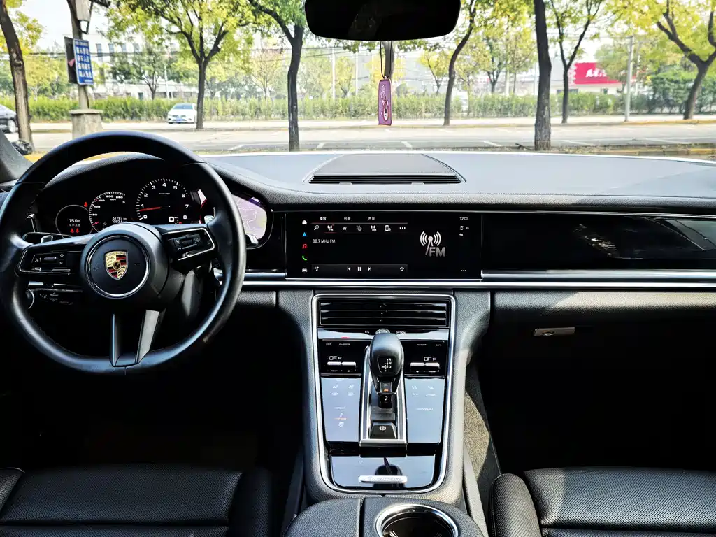 Panamera 2023 Panamera 2.9T купить на сайте DeffCars