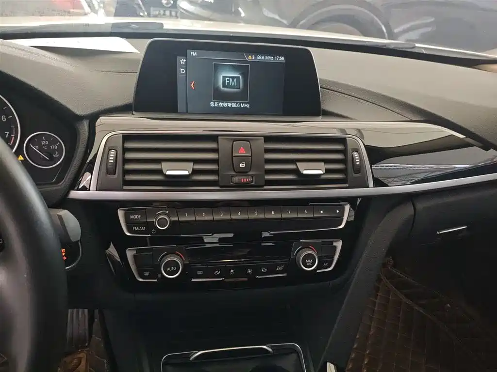 BMW 3 Series 2018 320Li Fashion Model купить на сайте DeffCars