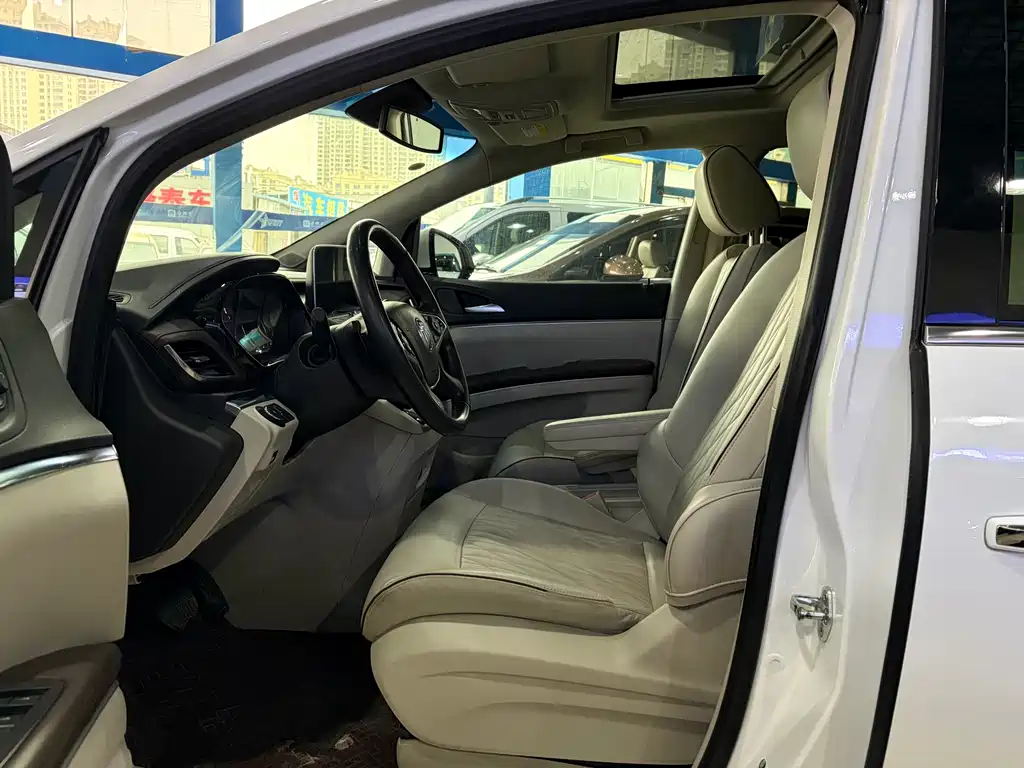 Buick GL8 2022 Land Business Class 652T Luxury купить на сайте DeffCars