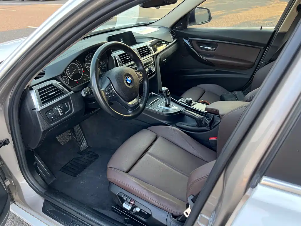 BMW 3 Series 2018 320Li Fashion Model купить на сайте DeffCars
