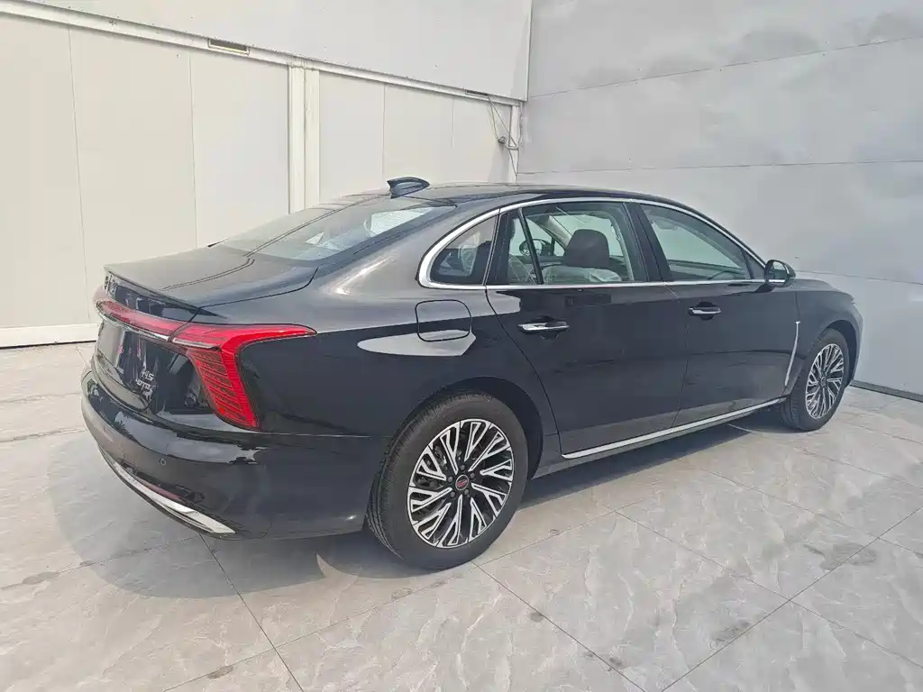 Red Flag Hongqi H5 2025 2.0T Automatic купить на сайте DeffCars