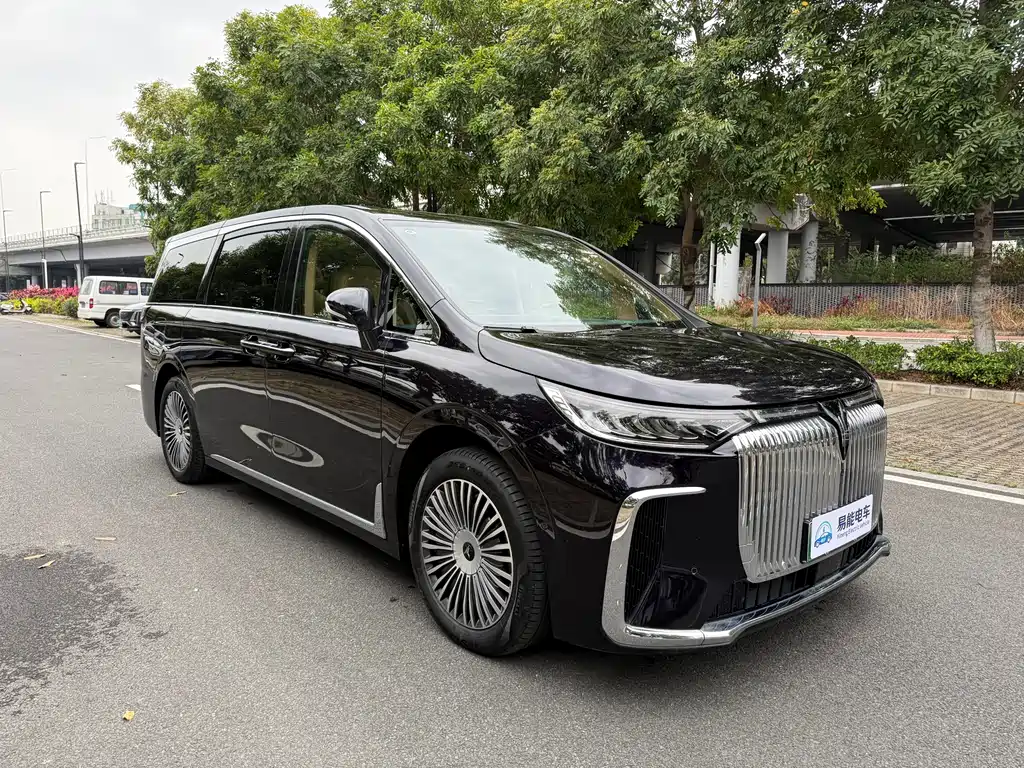 Lantu Dreamer 2025 PHEV four-wheel drive flagship Kunpeng version купить на сайте DeffCars