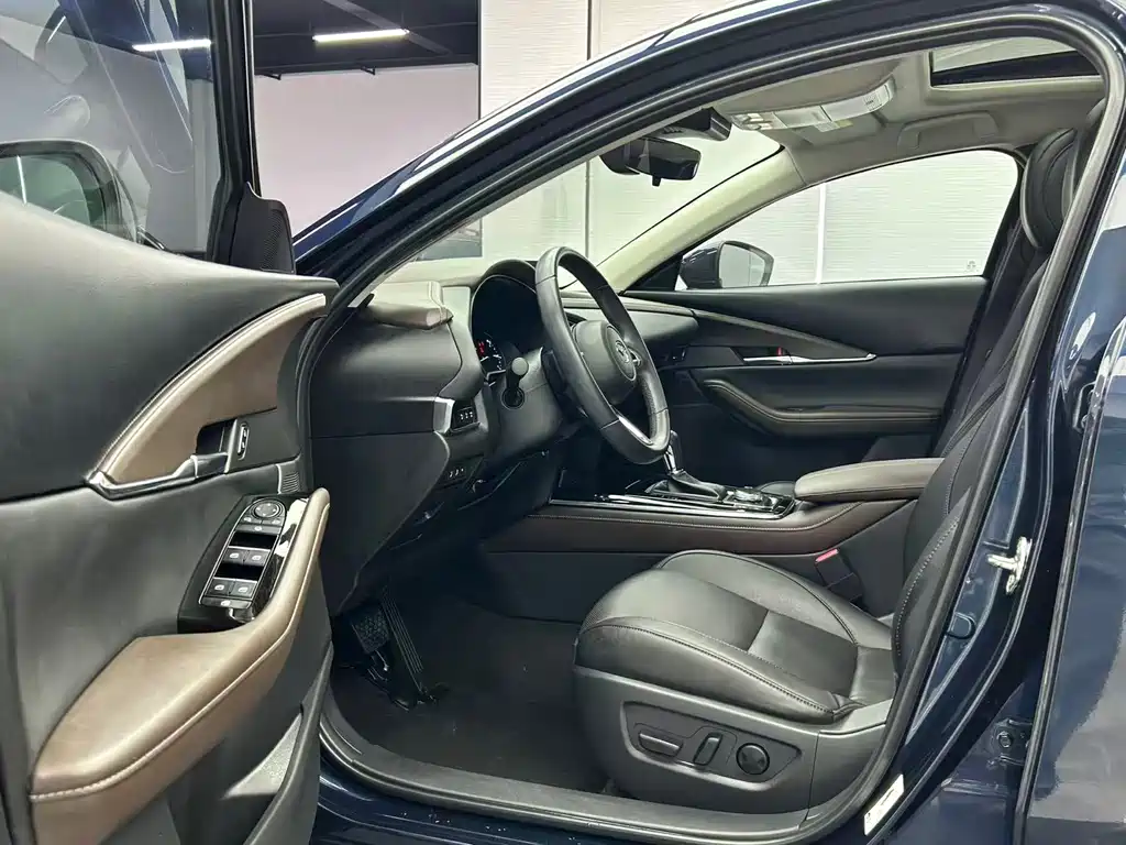 Mazda CX-30 2021 2.0L automatic Jiayue type купить на сайте DeffCars