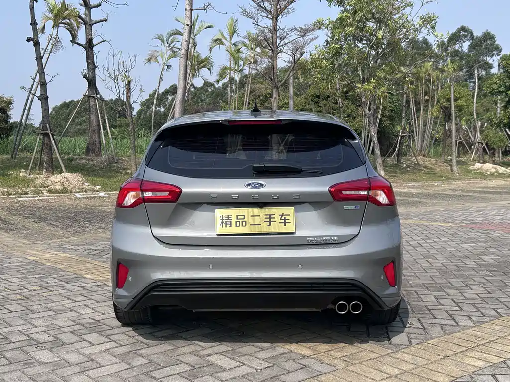 Focus 2022 Hatchback EcoBoost 180 Automatic ST Line купить на сайте DeffCars