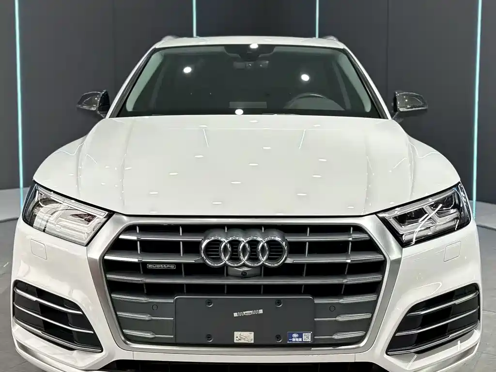 Audi Q5L 2020 45 TFSI exclusive fashion model купить на сайте DeffCars
