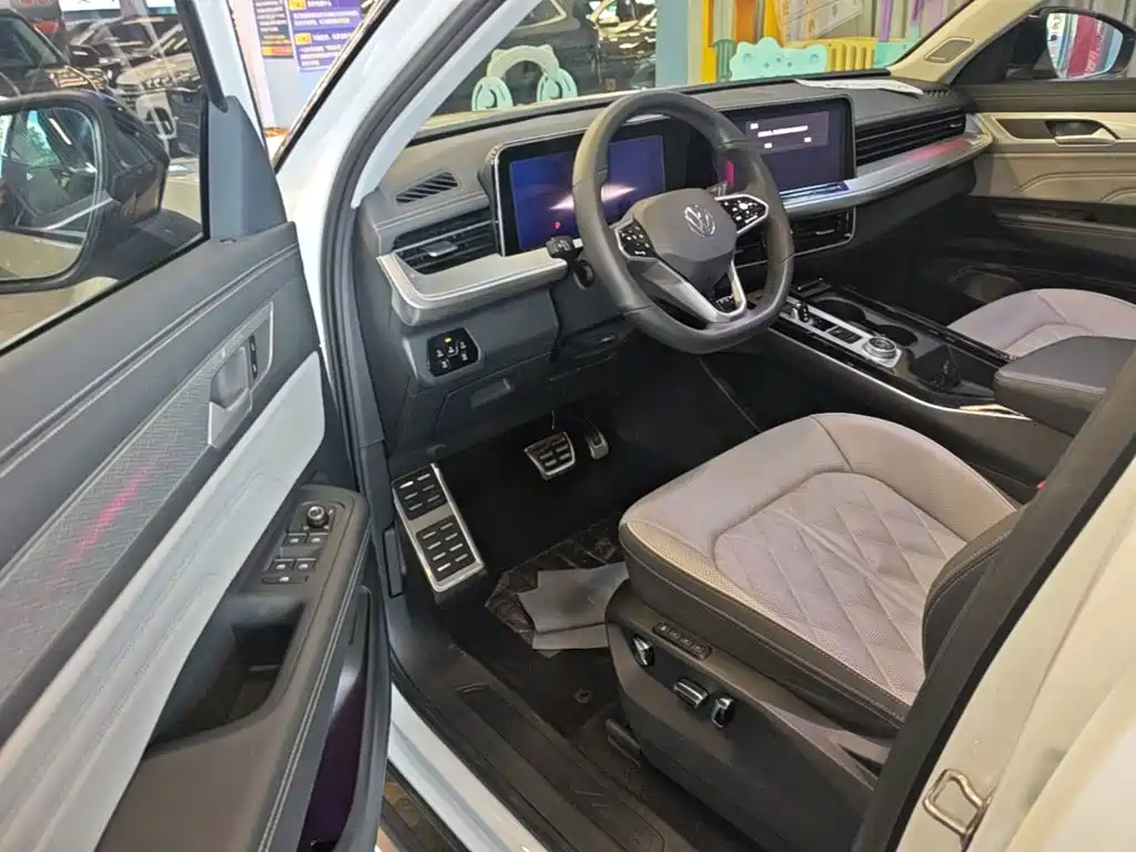 Lanxun 2023 380TSI four-wheel drive R-Line first edition купить на сайте DeffCars