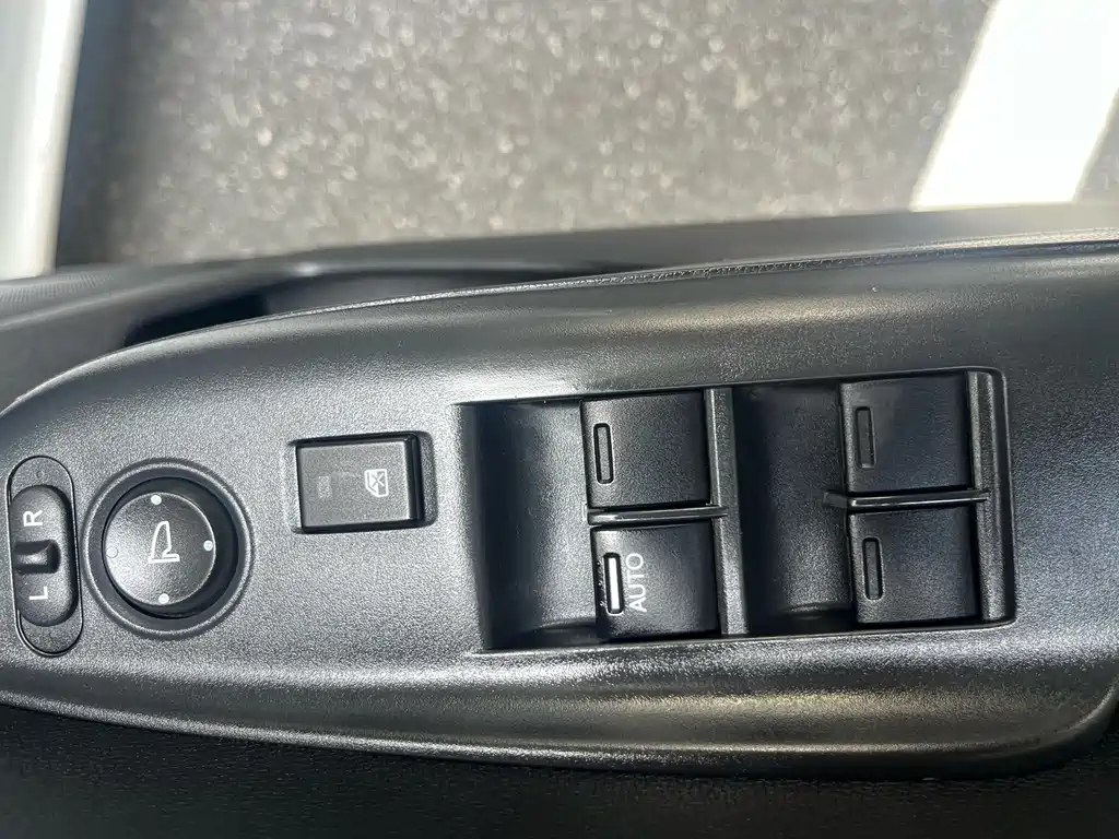 Fit 2016 1.5L LX CVT comfort model купить на сайте DeffCars