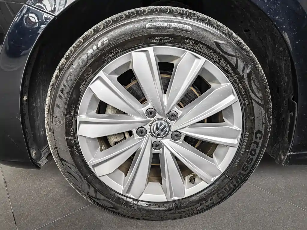 Passat 2019 330TSI Elite Edition National VI купить на сайте DeffCars