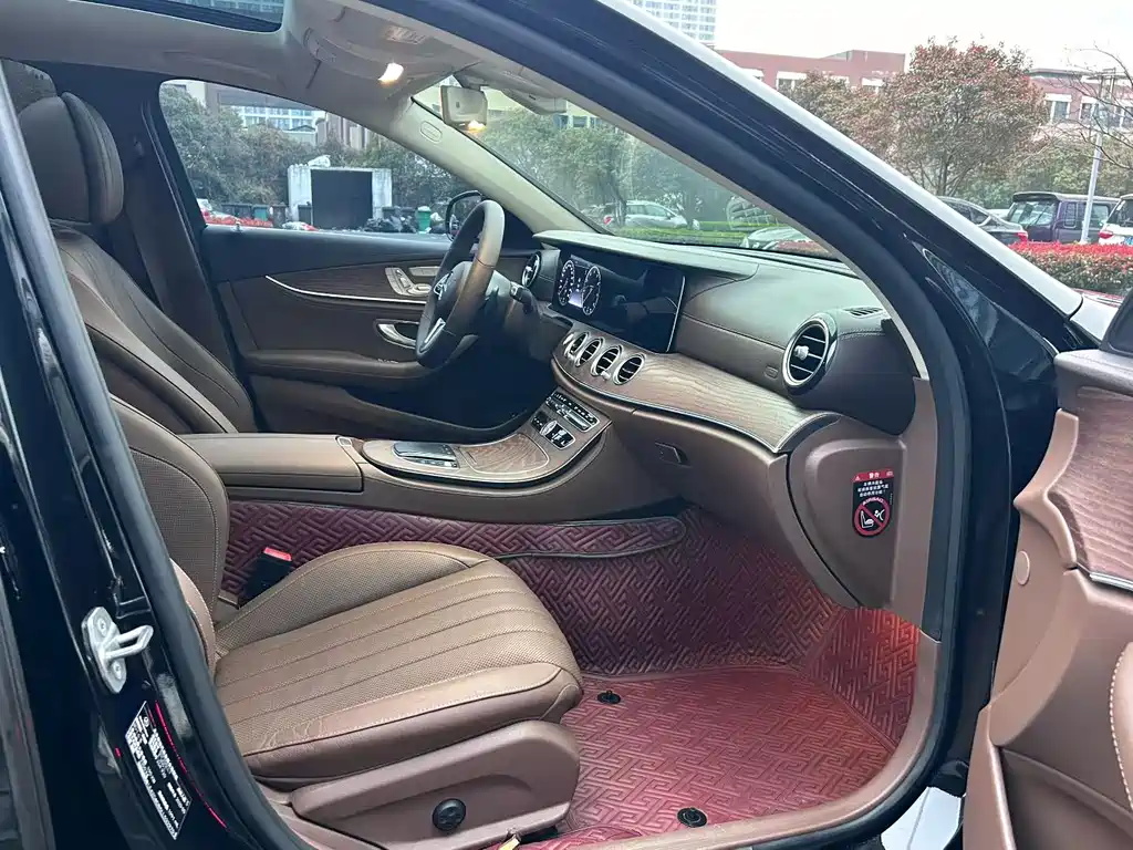 Mercedes-Benz E-Class 2020 Facelift E 300 L Special Edition купить на сайте DeffCars