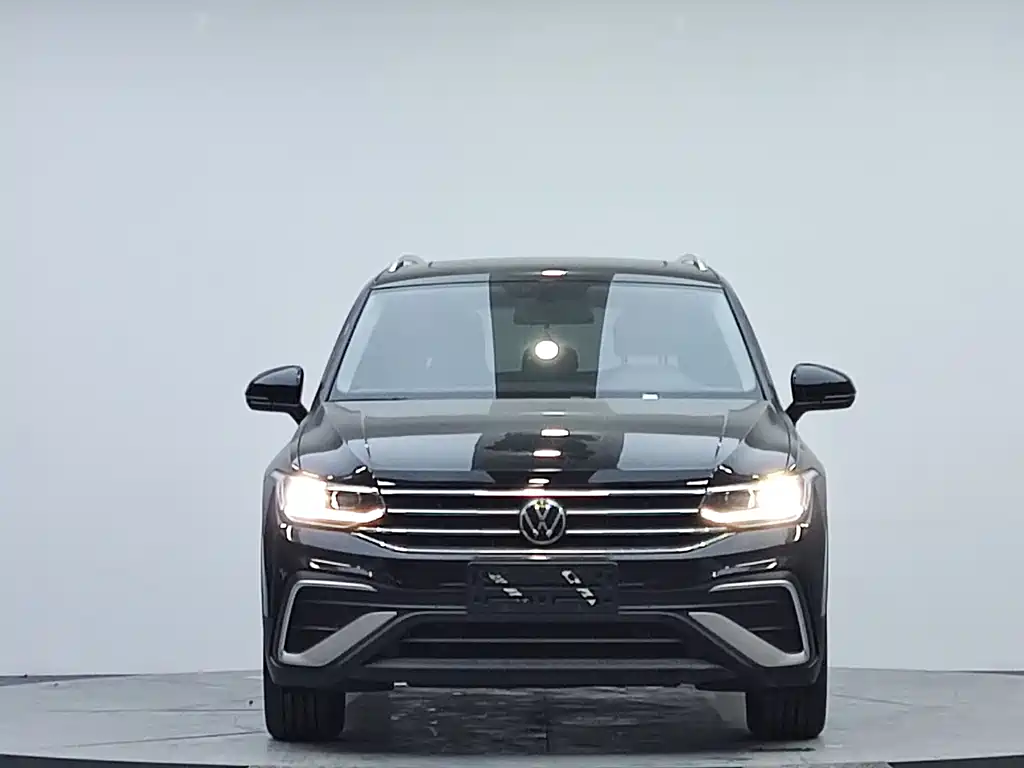 Tiguan L 2023 280TSI automatic two-wheel drive Chaochuang limited edition купить на сайте DeffCars