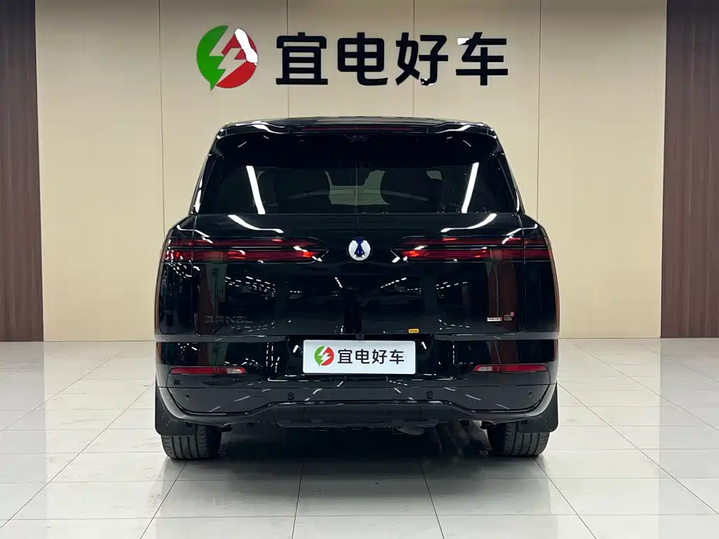 Denza N8L 2025 Honor Model купить на сайте DeffCars