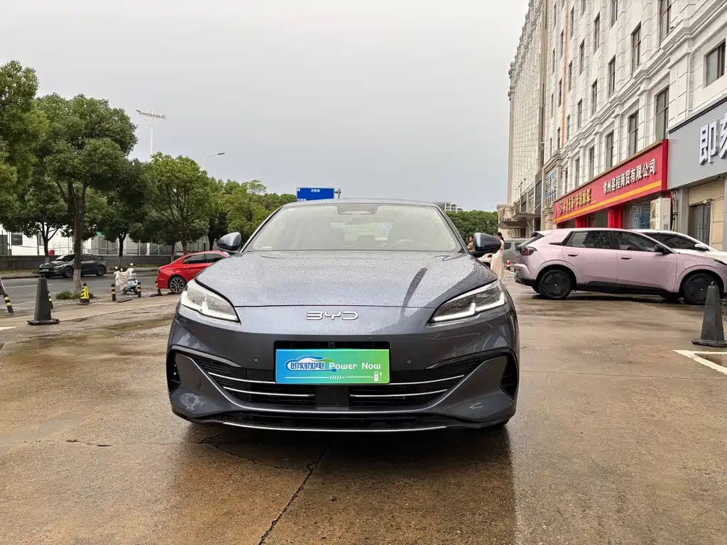 Seal 06 2025 DM-i Smart Driving Edition 120KM Exclusive Type купить на сайте DeffCars